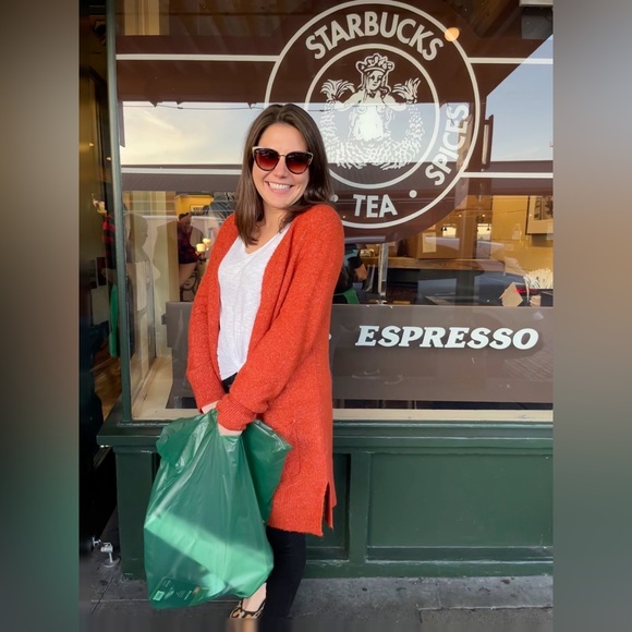 Meet your Posher, Stephanie - Picture 5 of 10